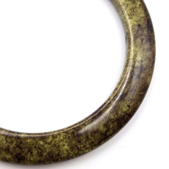 Vintage Green and Brown Moss Patterned Lucite Bangle Saucer Bracelet 8" - Picture 3 of 3